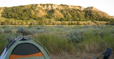 Camping in Theodore Roosevelt National Park, North Dakota (Flickr by stereogab)