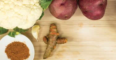 Indian Cauliflower and Potatoes (Aloo Gobi)