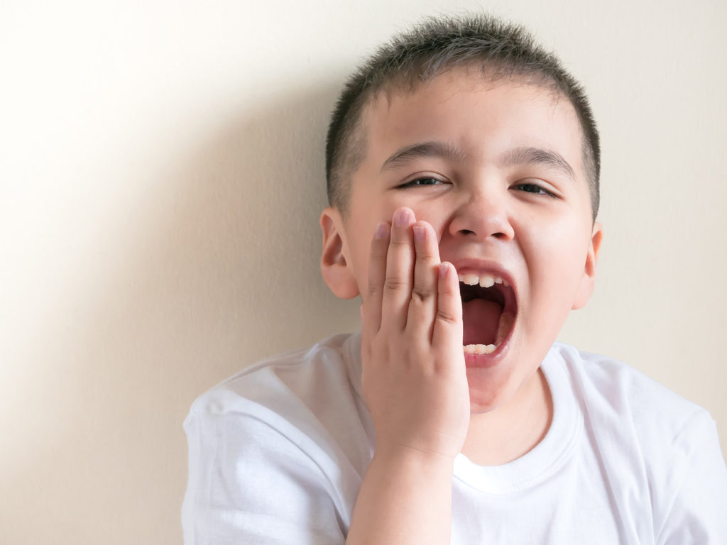 What To Do With A Broken Tooth Dental Health Health Journal