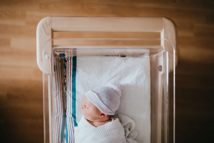 Umbilical cord blood is unique in that it’s only available immediately after childbirth. Unlike mature blood, it contains a high number of stem cells. These stem cells, known as hematopoietic stem cells (HSCs), can be programmed by the body to become any type of blood component, including red blood cells, white blood cells and platelets.